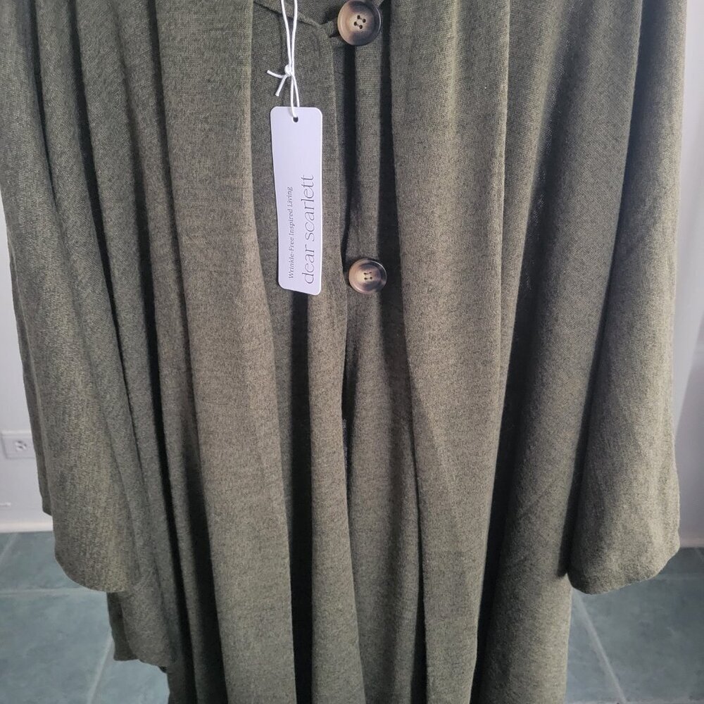 Dear Scarlett Green Knit Poncho Wrap Cape Cardigan (Size: One Size) - Picture 12 of 15